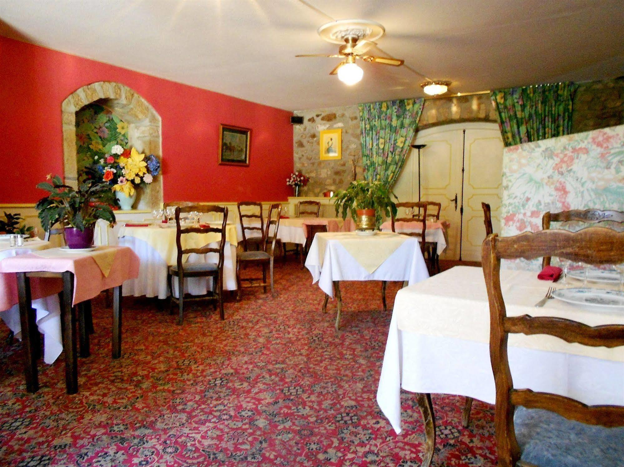 Hotel Restaurant Du Moulin De Barette ブラヴォジー エクステリア 写真